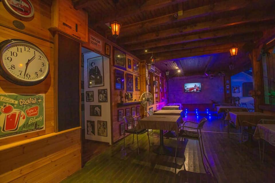 Harrys Inn Guesthouse لارنكا المظهر الخارجي الصورة