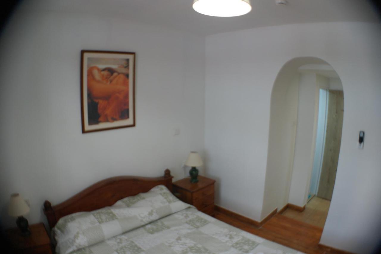 Harrys Inn Guesthouse لارنكا المظهر الخارجي الصورة